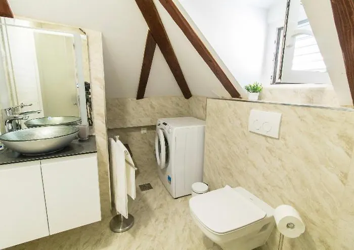 Roseta Apartment